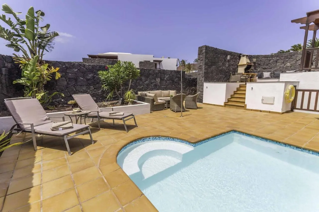 Villa Azure - Lh122 By Villas Now Ltd Playa Blanca