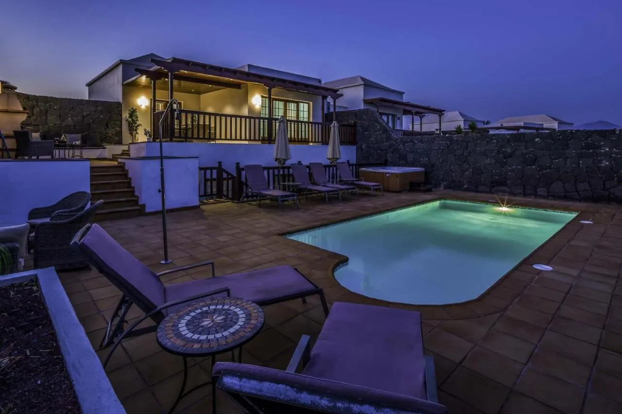 Villa Azure - Lh122 By Villas Now Ltd Playa Blanca
