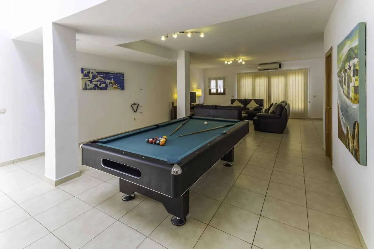Villa Azure - Lh122 By Villas Now Ltd Playa Blanca  Spain